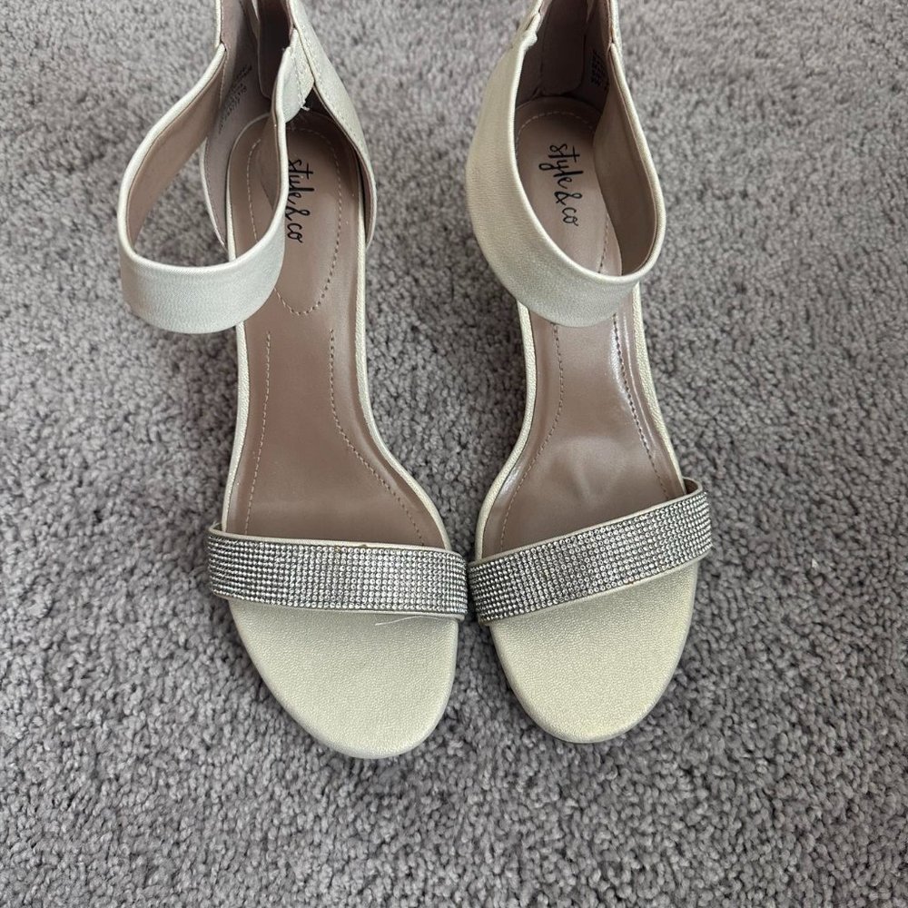 Style Co Phillyis Two-Piece Evening San White Sparkle 9W